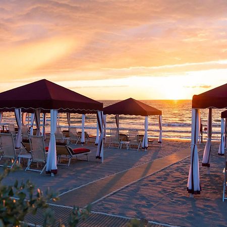 Cala Beach Resort Punta Ala Exteriör bild