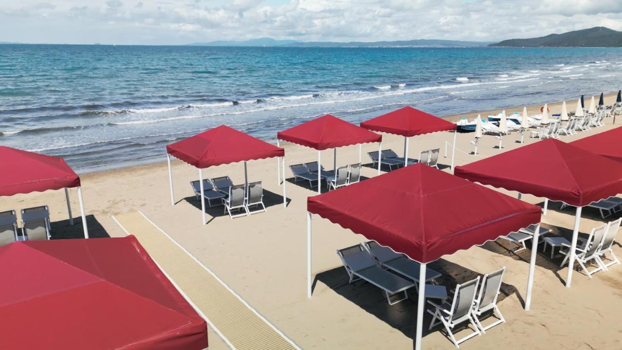 Cala Beach Resort Punta Ala Exteriör bild